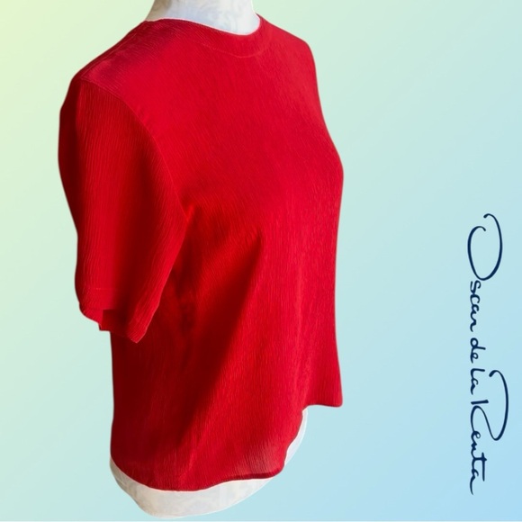 Oscar de la Renta, Vibrant Red Silk Top - Picture 3 of 11